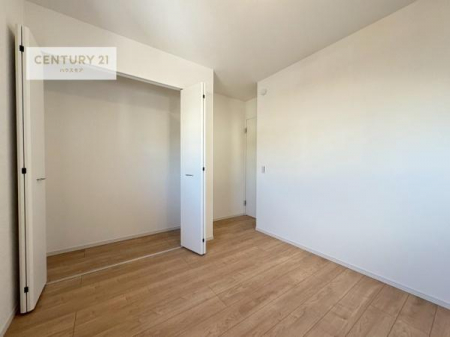 [@Ղ̎[Xy[XŁA炵萮Z܂BƑ̉וꂢɕЕtAKɉ߂܂B