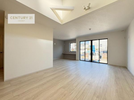 rO@傫ȑ炽Ղ̗z閾邢rOBĴ郊rOŉƑĉ났̎Ԃ߂܂B