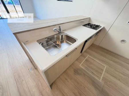 Lb`@lC̑ΖʎVXeLb`̗pĂ܂IƑ̃R~jP[VRƑ݌vłB
qlɂڂ͂̂ŊłˁBLXgĉKɍƂi݂܂B