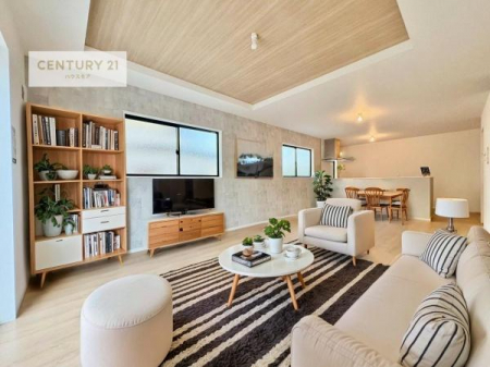 rO@ƋCGp[XłBSnǂrO͉ƑRƏW܂܂BƑcR̎ԂłBƑƁAw[Ԃ߂łˁB邭JIȋԂłB