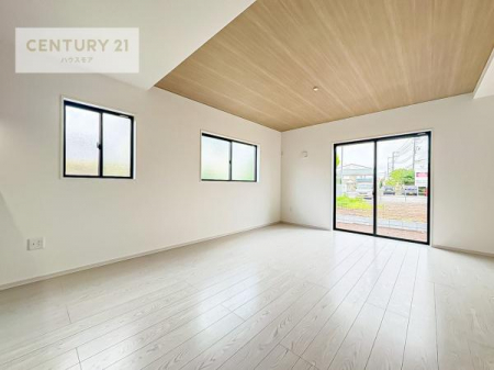 rO@傫ȑ炽Ղ̗z閾邢rOBĴ郊rOŉƑĉ났̎Ԃ߂܂B