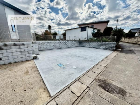 ԏ@ԃXy[X2䕪܂IZJhJ[͂AoCN⎩]ԂȂǂuꏊɍ܂B