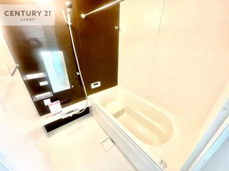 @Ƃ̂oX[IKȃoX^C܂I
1̔ƖĂfGȃN[[VԂɂȂ肻łˁB