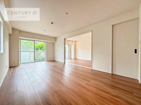 rO@ĴLXLDKI\t@[_CjOe[uuĂɂȂȂ̂ŉKɉ߂܂I
R~jP[V₷rOłI