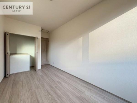 m@[Xy[XĂ܂IXbLڂ鎖ł܂ˁB
ƋI΂ȂVvȃfUCׁ̈AƋI΂Cɓ̋ԍ肪łłˁB