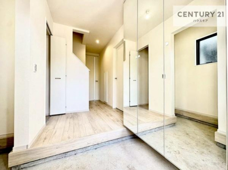 ց@ւ̃V[Y{bNX́A[͗ǍDŌC萮ł邾łȂA㕔IƂĊp\BCɓ̏O[u΁Aq}邨ȋԂɎdオ܂I