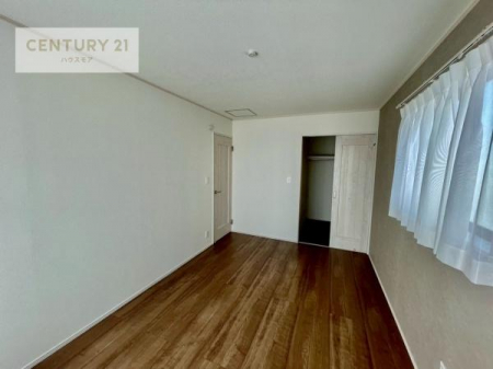 m@邭ʂ̗ǂłBuVvvɃfUCꂽBRx̂ŉƋ⃌CAEgłD݂̋Ԃnグ܂B