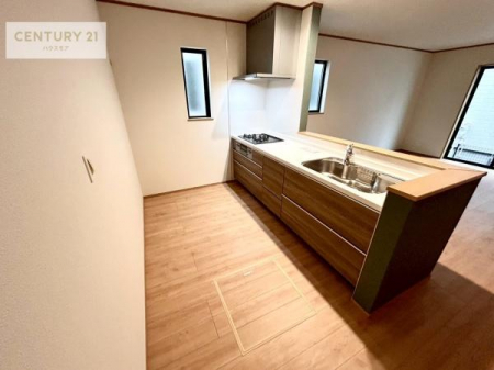 Lb`@lC̑ΖʎVXeLb`̗pĂ܂IƑ̃R~jP[VRƑ݌vłB
qlɂڂ͂̂ŊłˁB[͂܂I