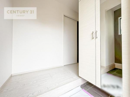 ց@V[Y{bNXtȂ̂ŁAւЕt|₷łI
XbLւŌ˂JuԁÂSnԂo}Ă܂B