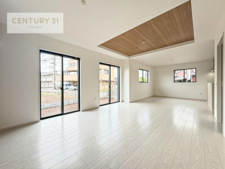 rO@傫ȑ炽Ղ̗z閾邢rOBĴ郊rOŉƑĉ났̎Ԃ߂܂B