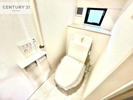 gC@1E2KɃgC܂I̖Zԑт҂ɂ݂łˁBƂ̂gCłꂪ₷łIyn̔JÒz