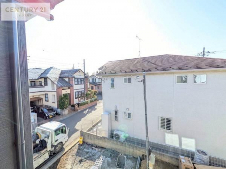 Z˂̒]ʐ^@zǍDȃoRj[łIꂽɂ͐nJIȎԂy߂܂By̔JÒz
