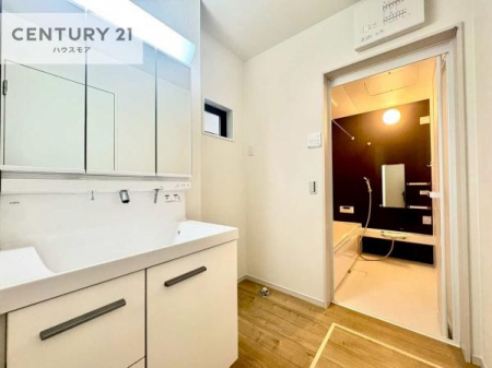 ʑEʏ@Oʋdl̐ʏ́AgȂ݂₷I͎[ɂȂĂ܂BhC[₨ϓЕt̂ŐʑXbLƌ邱Ƃo܂I