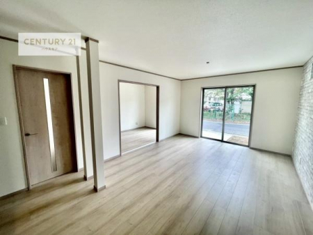 rO@傫ȑ炽Ղ̗z閾邢rOBĴ郊rOŉƑĉ났̎Ԃ߂܂B