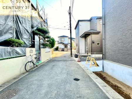 ���̑����n�@�O�ʓ��H4.5���B�z����ǍD�ȗ��n�ł��B
�Ԍɓ��ꂪ���ȕ������S�ł��ˁB