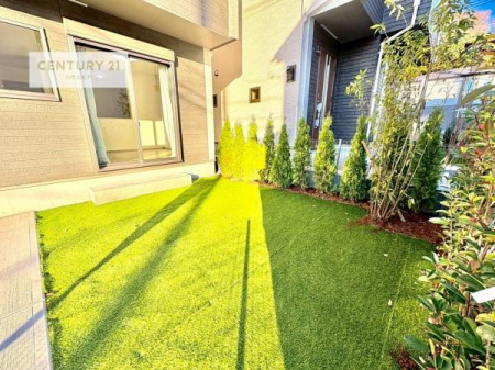 ��@�K�[�f�j���O�₨�q�l�̗V�я�Ƃ��ăA�E�g�h�A���y���߂�悤�ȗz������ǍD�Ȃ���ł��I
���ꂽ���ɂ͐�������n����J���I�Ȏ��Ԃ��y���߂܂��B