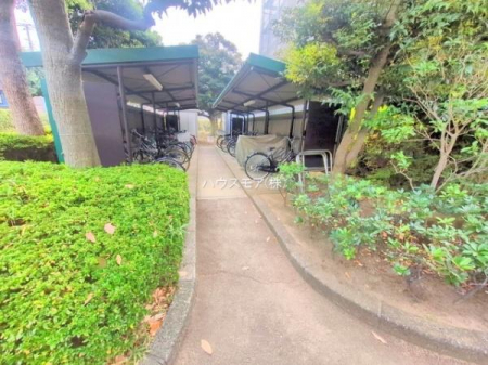 ���̑����p���@���p�����E���֏�E�o�C�N�u��ł��B
���]�Ԃ�o�C�N������΍s���͈͂��L���肨�o�����֗��ł��I�󂫏󋵂Ɋւ��Ă͂��C�y�ɂ��₢���킹��������