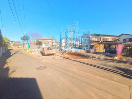 ���̑����n�@�O�ʓ��H��4���~4���I�z����ǍD�ȗ��n�ł��B
�Ԍɓ��ꂪ���ȕ������S�ł��ˁB