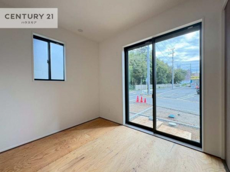 �a���@�܂���͕~����Ă���܂��񂪁A���r���O�Ɨאڂ��Ă���a���ł��I�q�ԂƂ��Ă͂������A�Ǝ��̋x�e�X�y�[�X�Ƃ��Ďg�p����̂������ł��ˁI