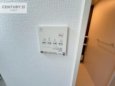 ���̑��@����������g�[���t���Ă��閣�͓I�Ȏd�l�ł��I�~��̓q�[�g�V���b�N�̗\�h�ɂ��g���܂��B
�J�̓��ł������󕨂���������̂ŁA���󕨂����ߍ��݂ɂ����I