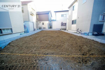 ���ԏ�@���ԃX�y�[�X��2�䕪����܂��I�Z�J���h�J�[�͂������A�o�C�N�⎩�]�ԂȂǂ��u���ꏊ�ɍ���܂���B