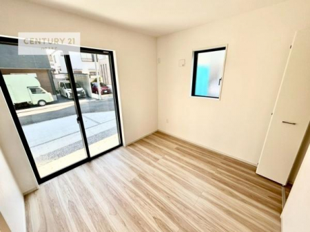 ���r���O�ȊO�̋����@���r���O�Ɨאڂ����m���ł��I�Ǝ��̋x�e�X�y�[�X��L�b�Y�X�y�[�X�Ƃ��Ċ��p����̂��悳�����ł��ˁI
���[���t���Ă��܂��I