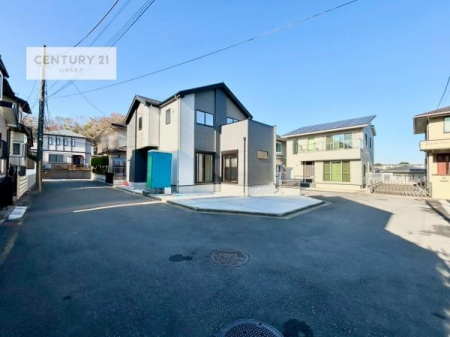 ���̑����n�@�O�ʓ��H��5���~5���I�z����ǍD�ȗ��n�ł��B
�Ԍɓ��ꂪ���ȕ������S�ł��ˁB