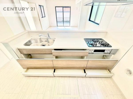 �L�b�`���@���[�X�y�[�X���L�x�ŁA�����X�y�[�X���X�b�L���ƕЕt���Ђ�`�����p�ł��܂��I
���K�ɍ�Ƃ��ł��܂��I�����̗���������܂��I