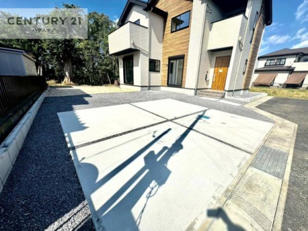 ���ԏ�@���ԃX�y�[�X��2�䕪����܂��I�Z�J���h�J�[�͂������A�o�C�N�⎩�]�ԂȂǂ��u���ꏊ�ɍ���܂���B