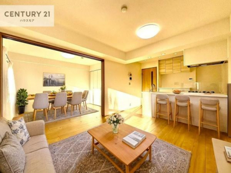 ���r���O�@�Ƌ��CG�p�[�X�ł��B��؂ȉƑ����W�܂邩�炱��LDK�ɂ͂�����肽���B
�q�����������C�ɏ΂��Ȃ��瑖�����Ă���p�����������u�L���Ƃɂ��ėǂ������v�Ǝv���u�Ԃł��B