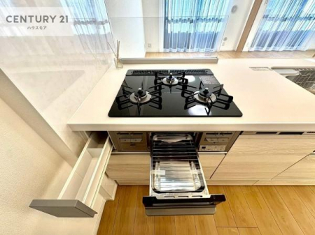 �L�b�`���@�R�����͎O������̂ł������̓����i�s���ł��܂��B
�������O�����t���ł��B�����X�y�[�X���L�X���Ă���׍�Ƃ����₷���I�g�����肪�ǂ��V�X�e���L�b�`���ł��I