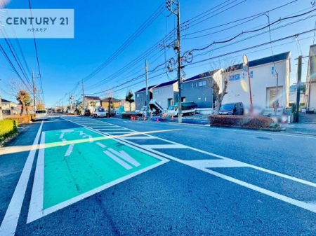 ���̑����n�@�O�ʓ��H��21���I�z����ǍD�ȗ��n�ł��B
�Ԍɓ��ꂪ���ȕ������S�ł��ˁB