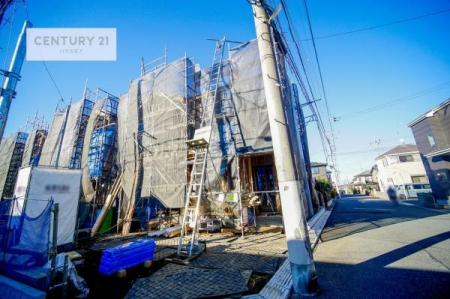 ���ԏ�@���ԃX�y�[�X��2�䕪����܂��I�Z�J���h�J�[�͂������A�o�C�N�⎩�]�ԂȂǂ��u���ꏊ�ɍ���܂���B