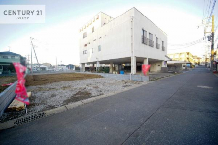 ���̑����n�@�O�ʓ��H��5���I�z����ǍD�ȗ��n�ł��B
�Ԍɓ��ꂪ���ȕ������S�ł��ˁB