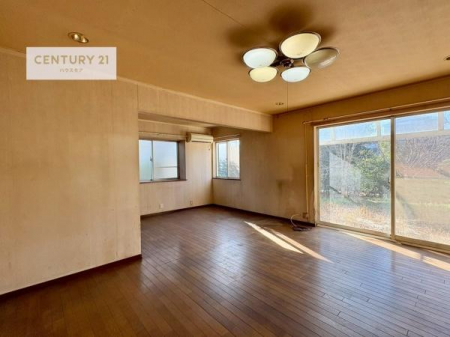 ���r���O�@�L�X�_�C�j���O�X�y�[�X�I������肨�H���B�΂��������y�������Ԃ��߂����܂��B���X�̔���������܂��I