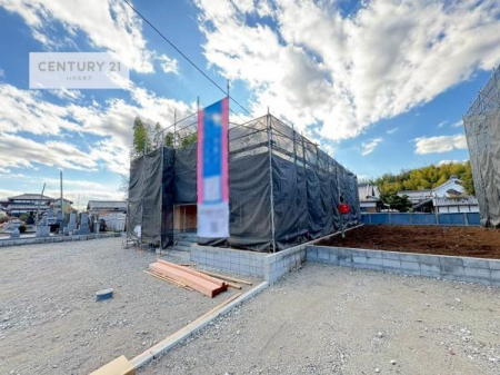 ���ԏ�@���ԃX�y�[�X��2�䕪����܂��I�Z�J���h�J�[�͂������A�o�C�N�⎩�]�ԂȂǂ��u���ꏊ�ɍ���܂���B