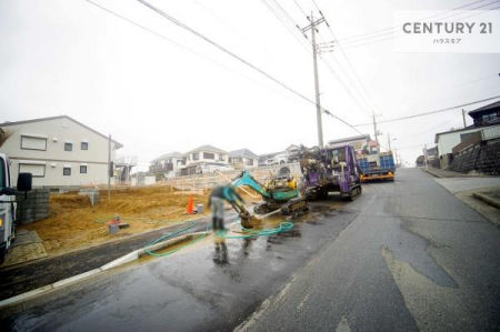 ���ԏ�@���ԃX�y�[�X��2�䕪����܂��I�Z�J���h�J�[�͂������A�o�C�N�⎩�]�ԂȂǂ��u���ꏊ�ɍ���܂���B