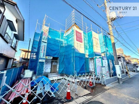 ���ԏ�@���ԃX�y�[�X��2�䕪����܂��I�Z�J���h�J�[�͂������A�o�C�N�⎩�]�ԂȂǂ��u���ꏊ�ɍ���܂���B�y���n�̔���J�Ò��z