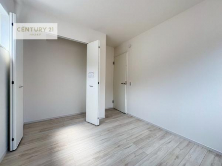 ���[�@�����Ղ���[�Z��ԁB�[�˂��������܂��I
���[�X�y�[�X�Ƃ��Ă͂������A���ւ��̋�Ԃɂ��҂�����ł��I