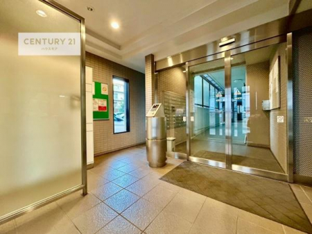 ���r�[�@��؂Ȃ��q�l�����o�}�����郍�r�[�B����]�̕����܂Ƃ߂Ă��ē��B���₢���킹�ɑ��Ή����܂��I���҂������܂���I���Ђ��C�y�ɂ��₢���킹���������܂��B