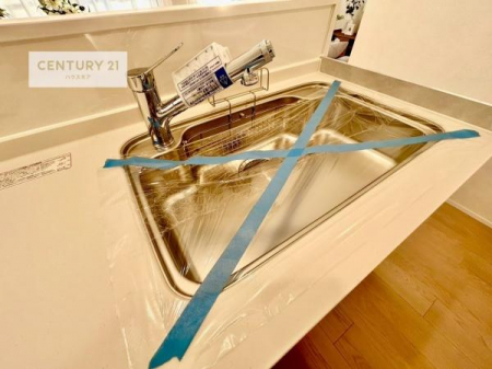 �L�b�`���@���C�h�ȃV���N�ł��ˁI�������˂ɂ������������₷���Ǝ����y�X�d�l�̃V�X�e���L�b�`���ł��I
�f�U�C�����Ƌ@�\�������˂��L�b�`���Ő�����������܂��ˁI