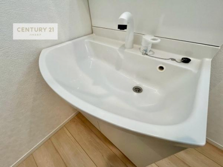 ���ʑ�E���ʏ��@�[�����ʑ�{�E���́A�������˂ɂ����̂ł�����ꂪ�y�X�I���������ۂĂ܂��I
�L���C�Ȑ��ʏ��Ŏ��������̃��`�x�[�V�������オ��܂��ˁI