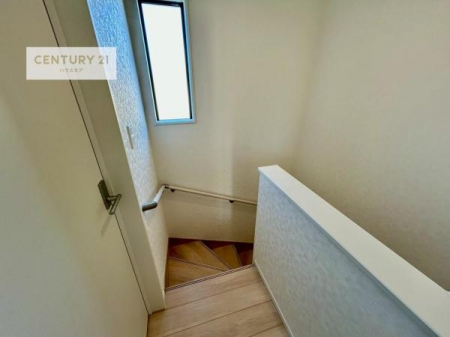 ���̑����ρ@�K�i�͖��邭�萠������Ă��܂��B���q�l�₲�N�z�̕������S���Ă����p�����܂��ˁB