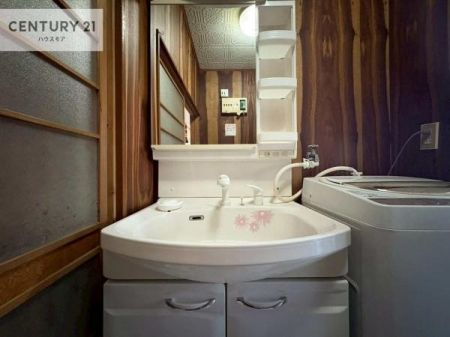 ���ʑ�E���ʏ��@�[�����ʑ�{�E���́A�������˂ɂ����̂ł�����ꂪ�y�X�I���������ۂĂ܂��I
�L���C�Ȑ��ʏ��Ŏ��������̃��`�x�[�V�������オ��܂��ˁI