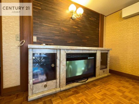 ���̑��@���r���O�ɂ͎��[�L�x�ȃe���r����B
�z�����܂Ƃ߂₷���A��Ԃ��X�b�L���ۂĂ܂��B