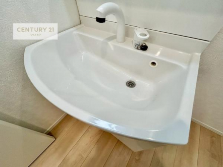 ���ʑ�E���ʏ��@�[�����ʑ�{�E���́A�������˂ɂ����̂ł�����ꂪ�y�X�I���������ۂĂ܂��I
�L���C�Ȑ��ʏ��Ŏ��������̃��`�x�[�V�������オ��܂��ˁI