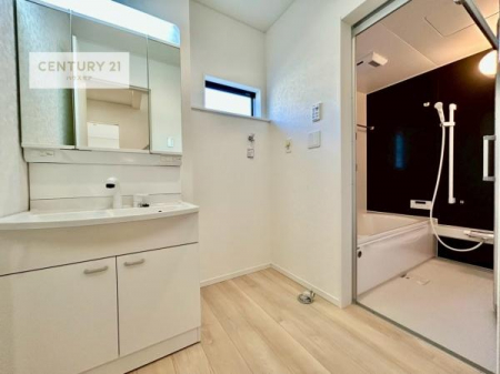 ���ʑ�E���ʏ��@�����̂������ʏ��́A���ƕ�������₷���A���ł����K�ɂ��g�����������܂��B�O�ʋ��Ŏg�����肪�ǂ��A�������[�������Ă���܂��̂ŁA���p�i��X�L���P�A�p�i���������萮���ł��܂��B