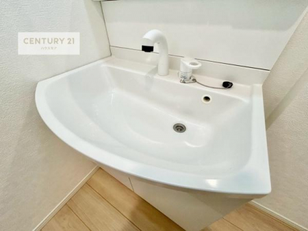 ���ʑ�E���ʏ��@�[�����ʑ�{�E���́A�������˂ɂ����̂ł�����ꂪ�y�X�I���������ۂĂ܂��I
�L���C�Ȑ��ʏ��Ŏ��������̃��`�x�[�V�������オ��܂��ˁI