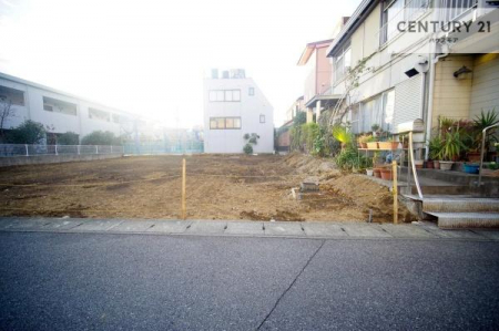 ���ԏ�@���ԃX�y�[�X��2�䕪����܂��I�Z�J���h�J�[�͂������A�o�C�N�⎩�]�ԂȂǂ��u���ꏊ�ɍ���܂���B