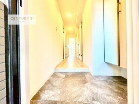 ���ց@�V���[�Y�{�b�N�X�t���Ȃ̂ŁA���ւ��Еt�����|�������₷���ł��I
�X�b�L���������ւŌ˂��J�����u�ԁA�������̂���S�n������Ԃ��o�}���Ă���܂��B
